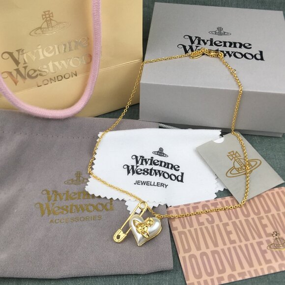 Vivienne Westwood Jewelry - NWT Vivienne Westwood ORIETTA PENDANT NECKLACE